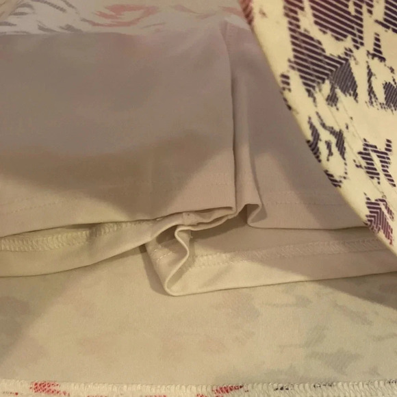 Pebble Beach Performance Skort in Purple/Pink/White - Picture 4 of 5